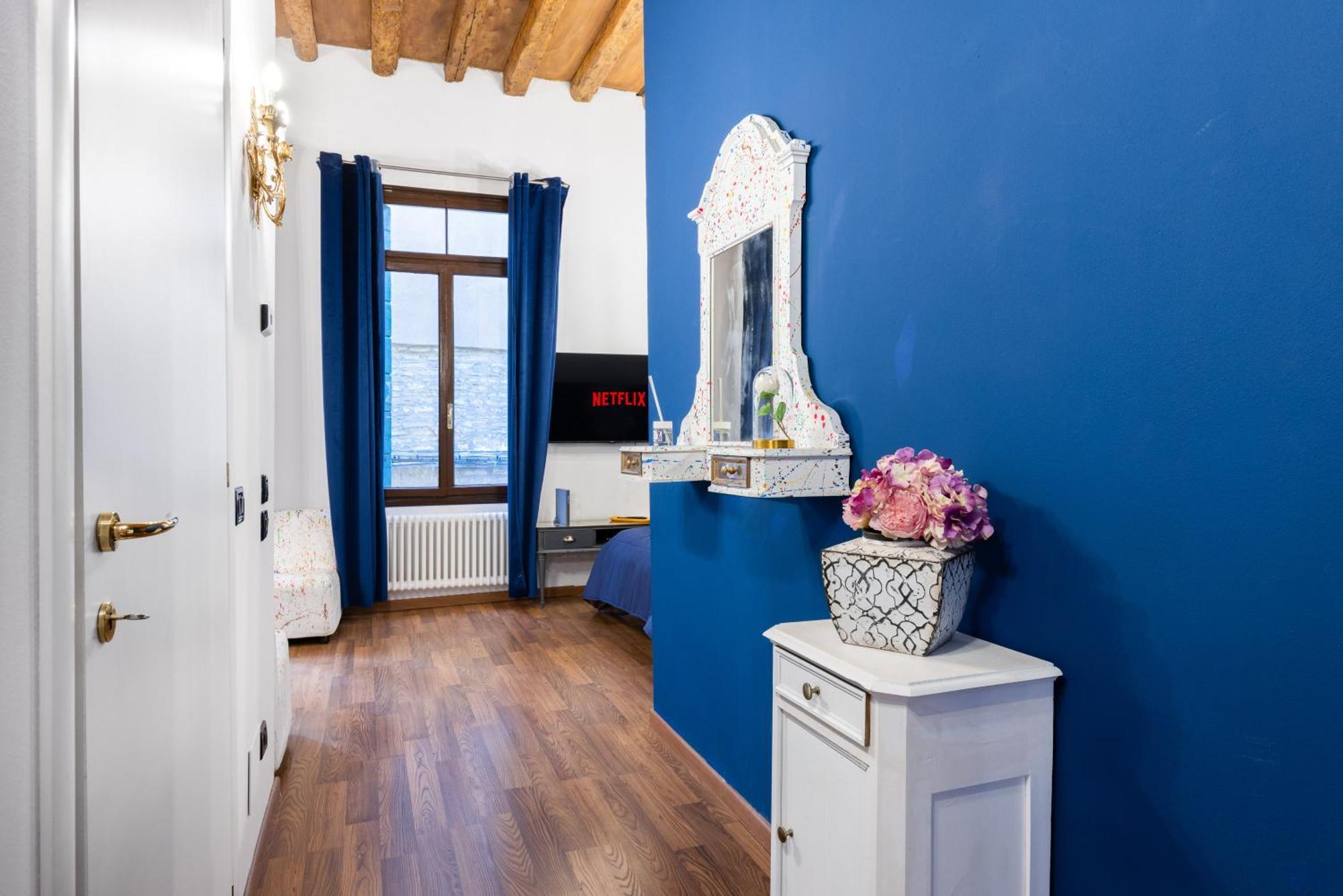 Apartament Luxsanstaeflat