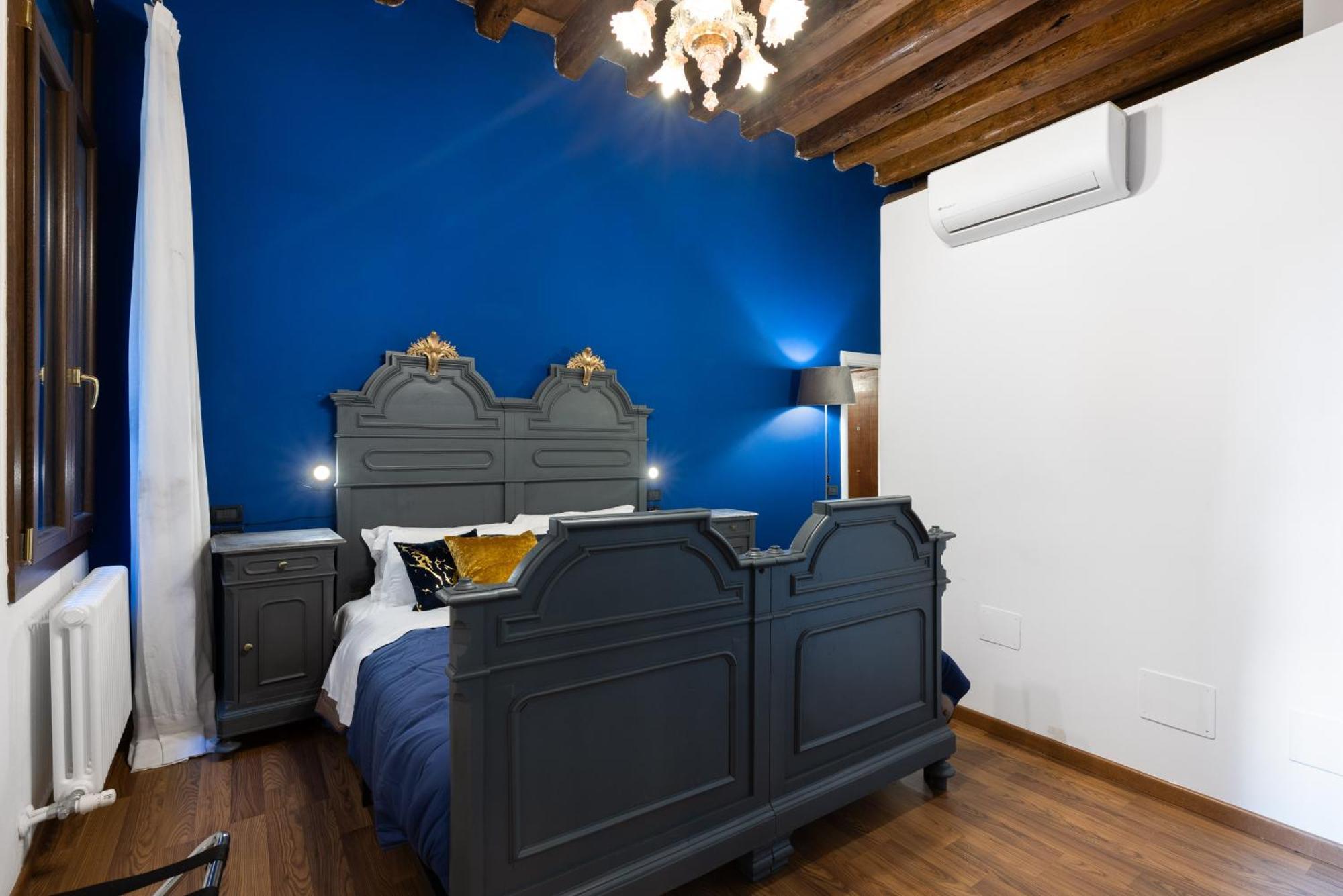 Apartament Luxsanstaeflat